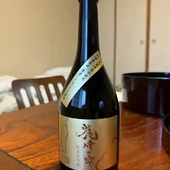 津田商店