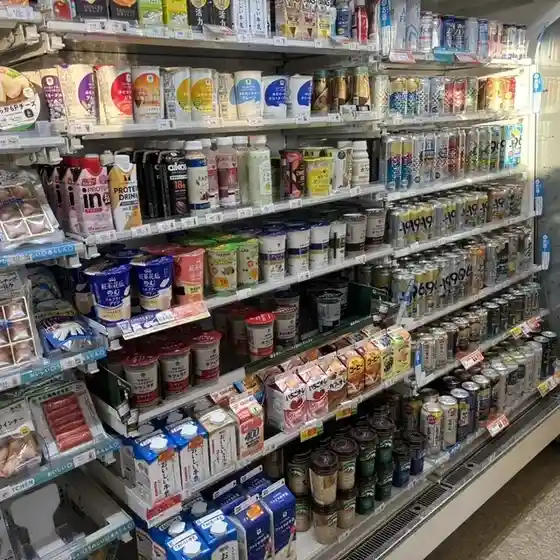 ファミリーマート 六戸町店