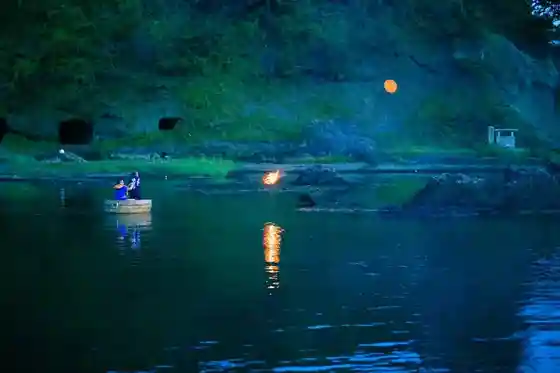 Hangiri Burakkunaitokuruzu Experience ! Umi Nikirameku (Yakochu) Wo Sagasu Tabi (Yakochu Kosu)