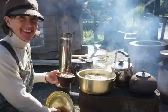 “ Kura Su ” Wo Kanji Ru Tabi Sado De Tanoshi Mumochitsuki Experience