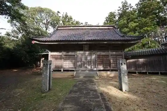 Kodomari Hakusan Jinja Nobutai to Ishiusu Tsuka