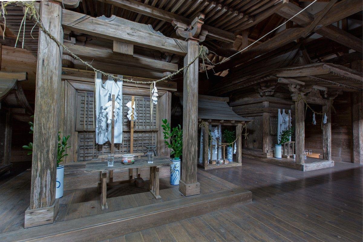 Izawa Kumanoza Shrine