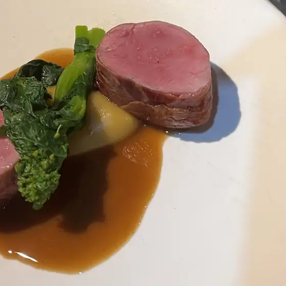 Italian Cuisine Qui