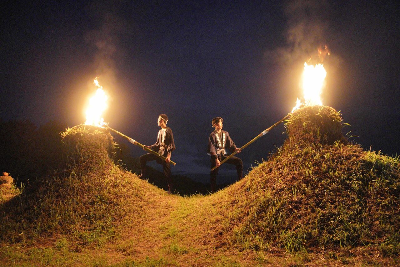Inomata 108 Lanterns