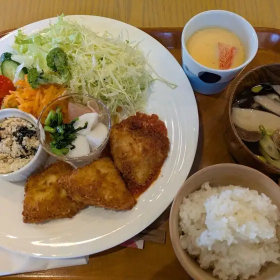 Hatake Cafe Senju
