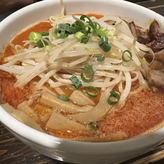 Menya Chinone