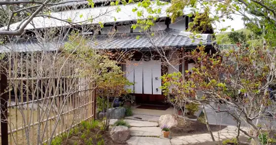 古民家カフェ＆ダイニング 枇杏