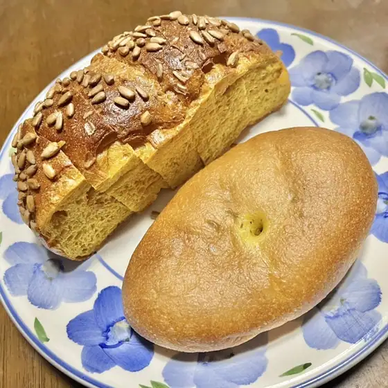 Bread Kobo Momonga