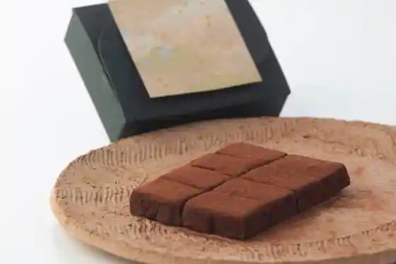 Raw Chocolate with Japanese Sake