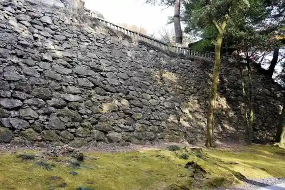 Karasawayama Castle Ruins (National Historic Site)