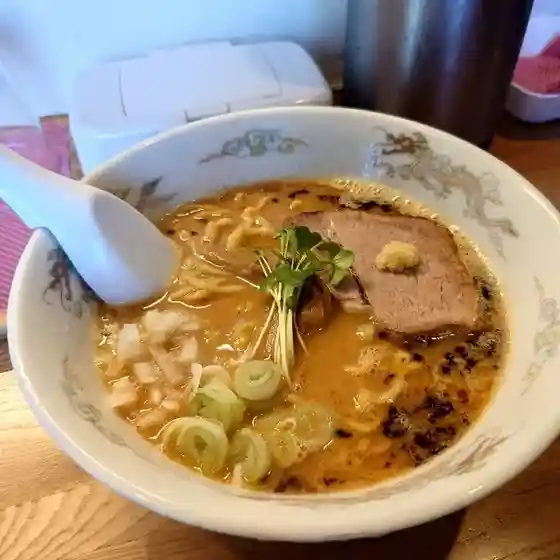 拉麺 二つで十分ですよ。