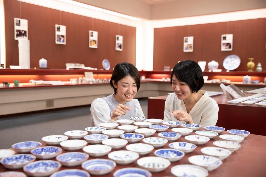 Mikawachi Ware Traditional Industry Hall (Mikawachi Ware Museum)