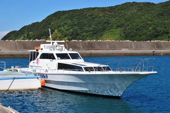 Kanoko Sightseeing Boat