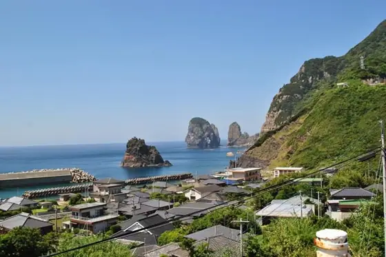 Sesenoura Village