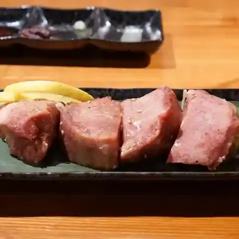 炭火焼肉ぐら 仙台朝市駅前店