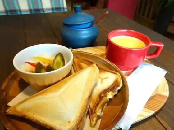 カフェ アンダンテ