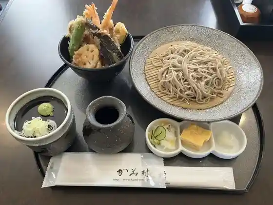 かみ村