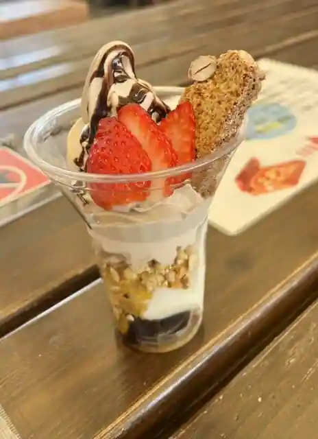 クレープス 道の駅 せせらぎの里こうら店
