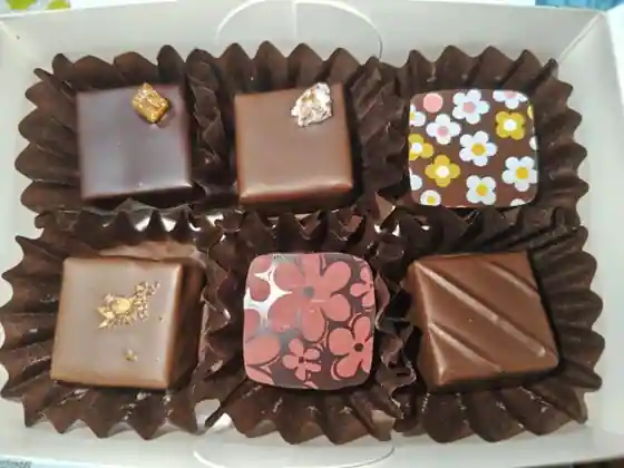 Le bonbon et chocolat