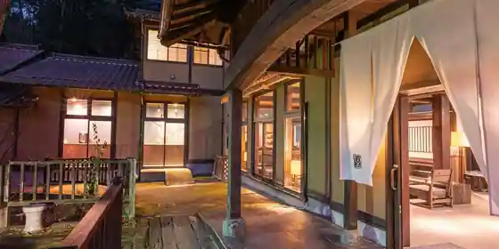 旅館ぬしや