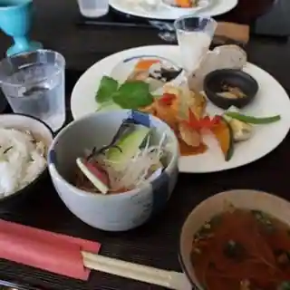 野趣料理 ミセス ロビンフッド