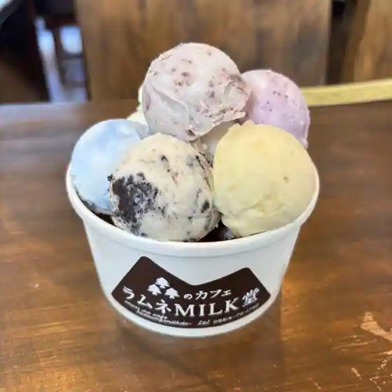森のカフェ ラムネMILK堂