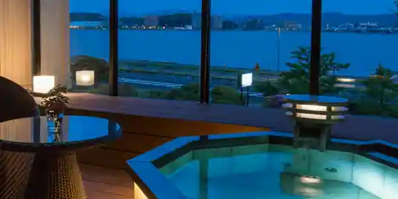 Naniwa Issui