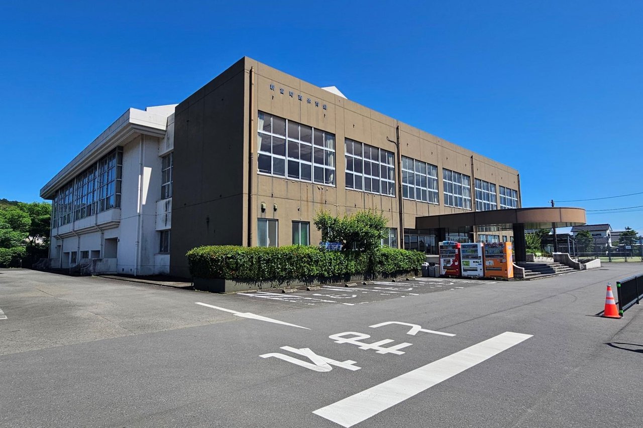 Shintomi Town West Gymnasium