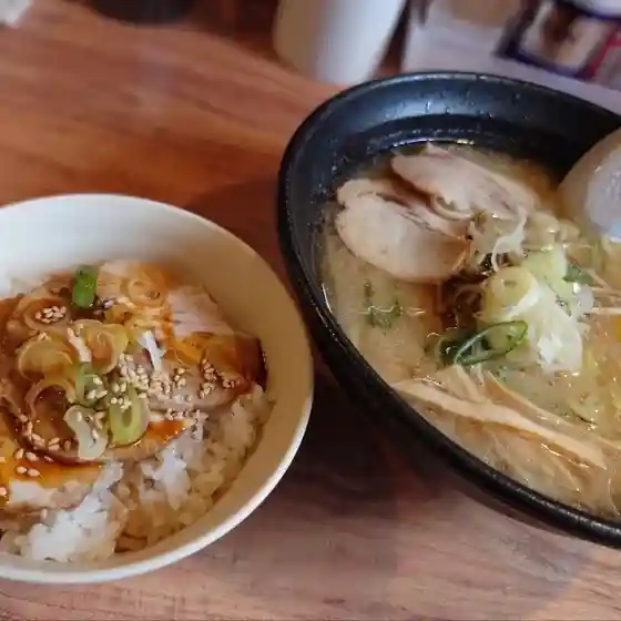 ラーメン 7SEVEN