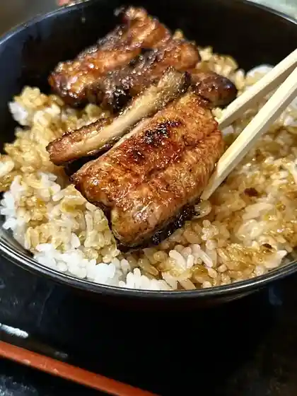 都屋本店