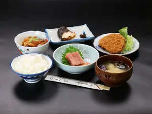 Tsukiji Ryokan