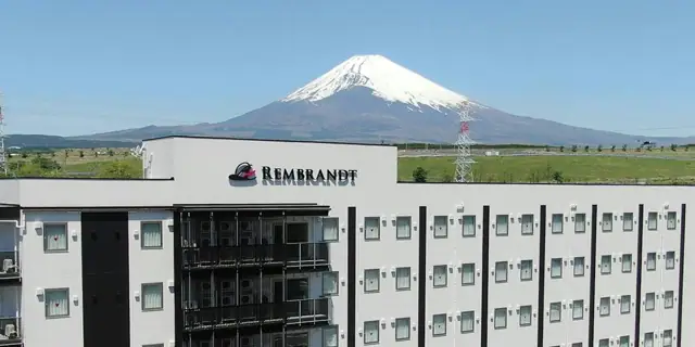 Renburantosutairu Gotenba Komakado