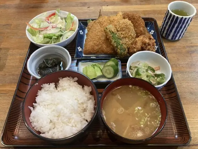Fukuro Cha-ya