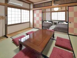 Yaizu House Hotel