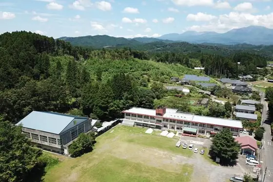 Takarabe Forest School