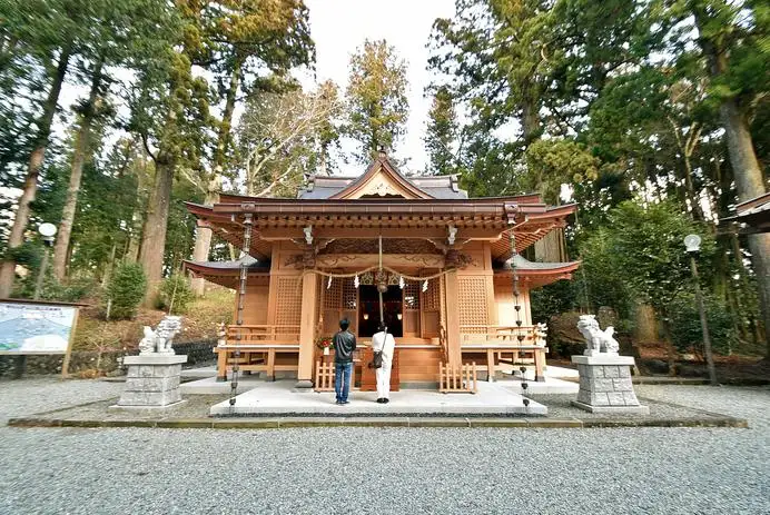 Suyama Asama Shrine