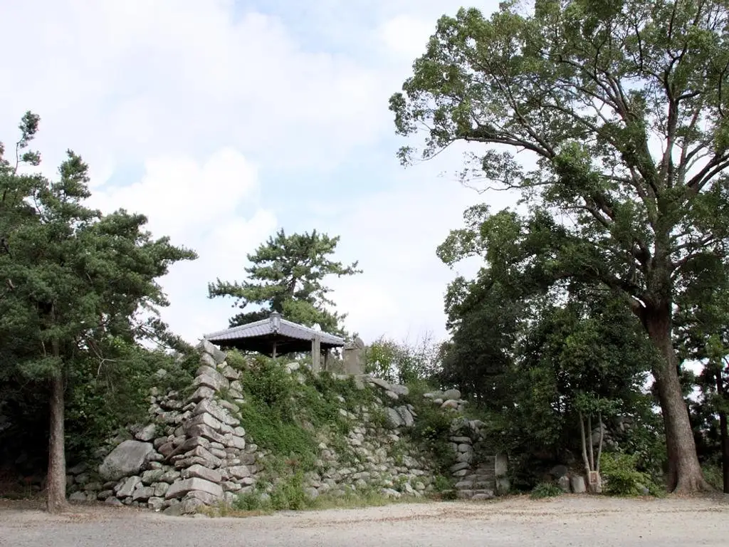Kobe Castle Ruins