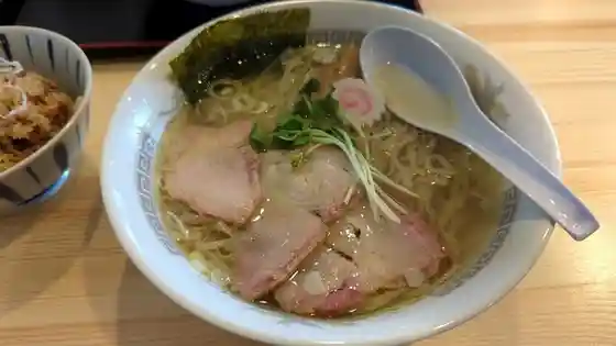 自家製中華そば つむぎ