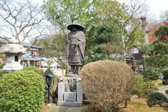 Ryo Gen Tera no Tsunagigaya