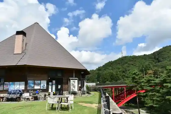Roadside Station Tainai (Taruga Hashi Kanko Koryu Center) (Niigataken Michi 53 Go Tainai Nio Ko Koen Haguro Sen)