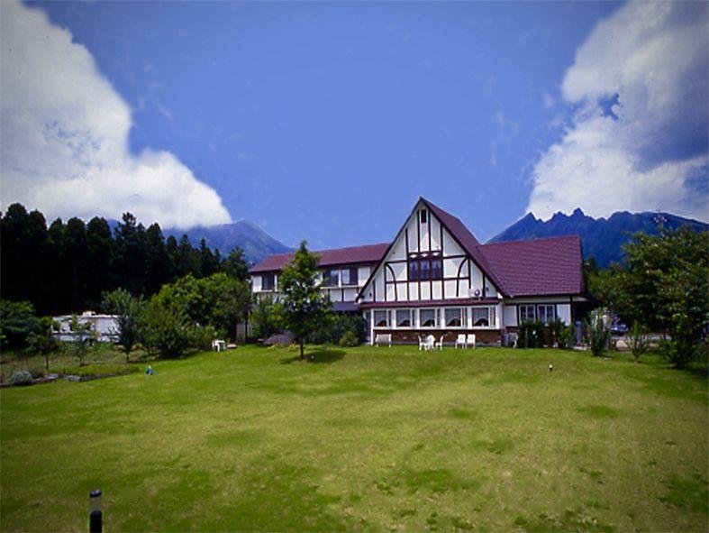 Reshuku Forest Brick Hall