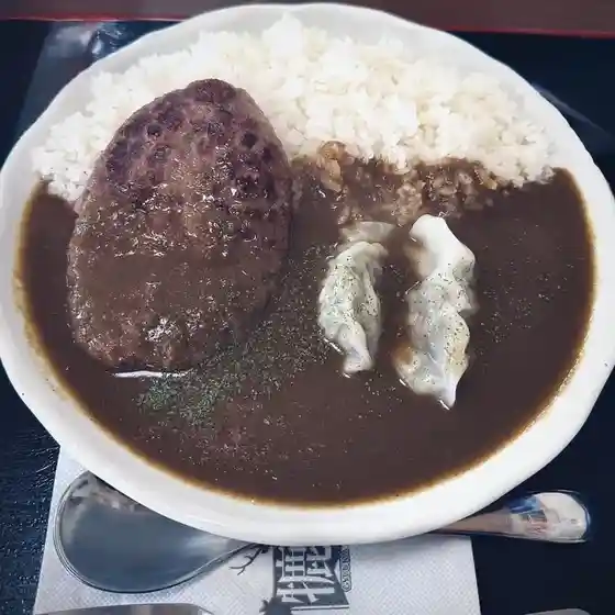 やました