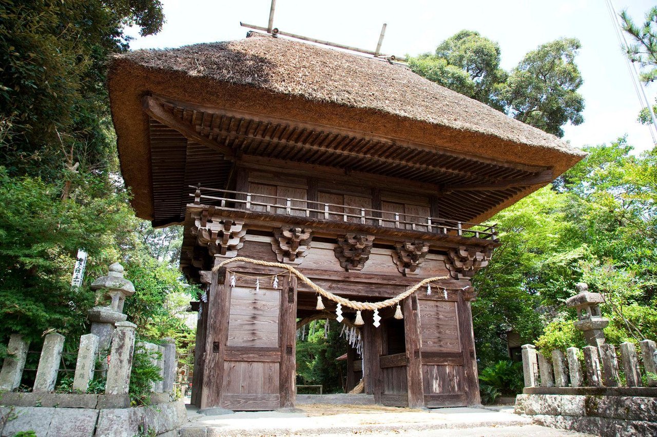 Okyu Shrine Romon