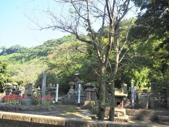 Tarumizu Shimazu Family Cemetery