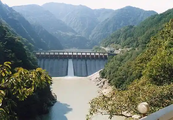 Hiraoka Dam