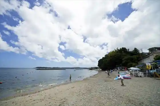 Anraku Shima Beach