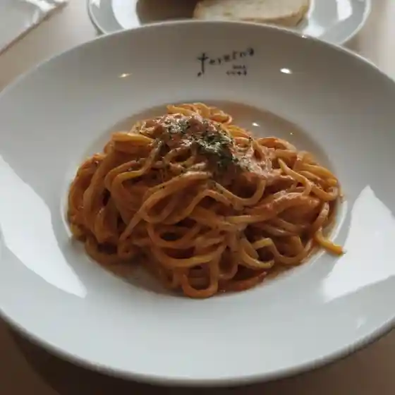 カフェ テルツィーナ