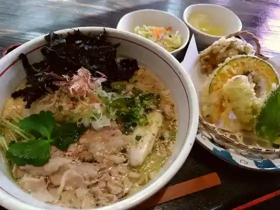 Udon Hanamusubi