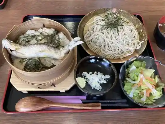 Kikyo Michi no Ekimotegi