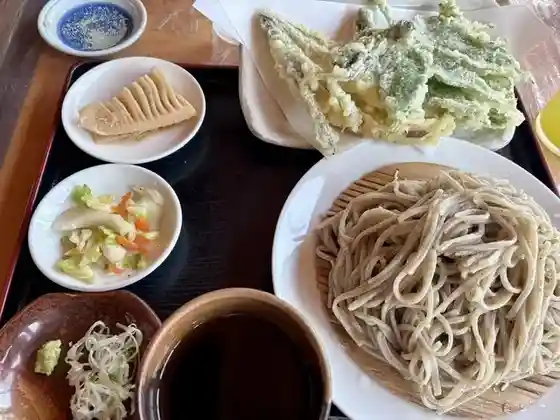 Soba Tokoro Kiri Ke Gaku